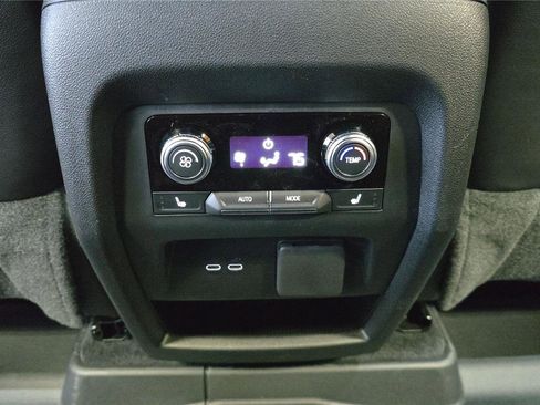 New 2026 GMC Acadia Denali Ultimate w/ LPO, Floor Liner Package image 17