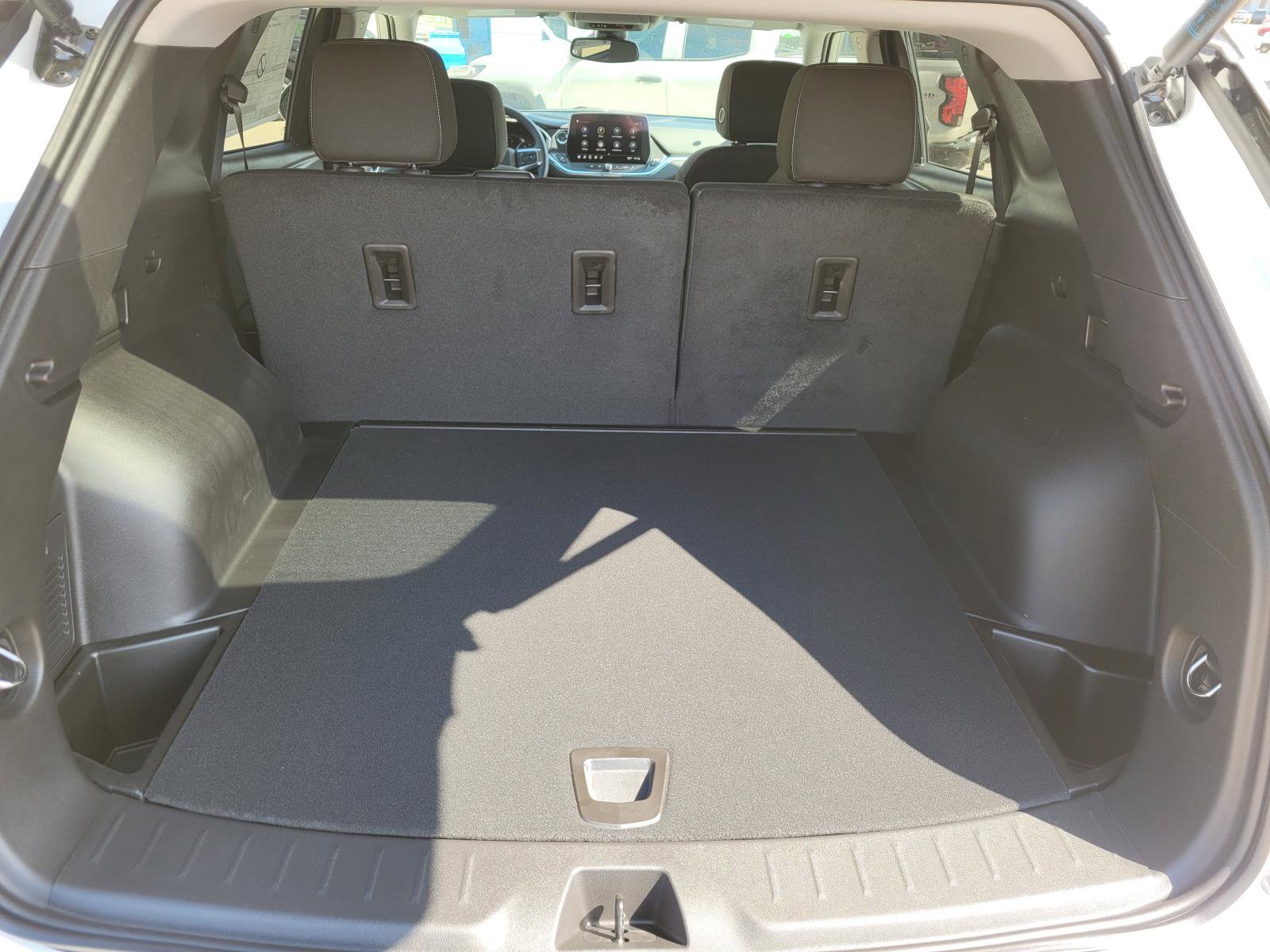 New 2026 Chevrolet Blazer LT w/ Convenience Package FWD image 7