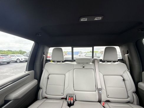 Certified 2025 Chevrolet Silverado 2500 LTZ w/ LTZ Premium Package AWD/4WD image 11