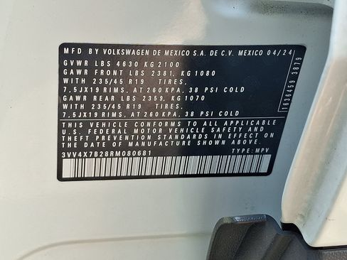Used 2024 Volkswagen Taos SEL AWD/4WD image 29