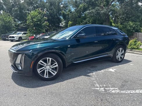 Used 2024 Cadillac Lyriq Tech RWD image 4