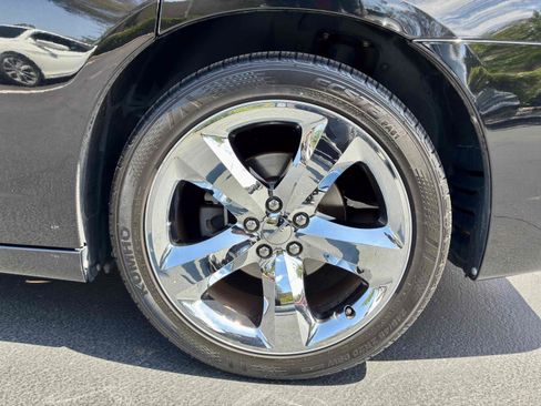 Used 2012 Dodge Charger R/T w/ Wheels & Tunes Group RWD image 15