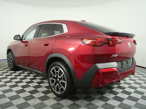 Certified 2024 BMW X2 xDrive28i image 5