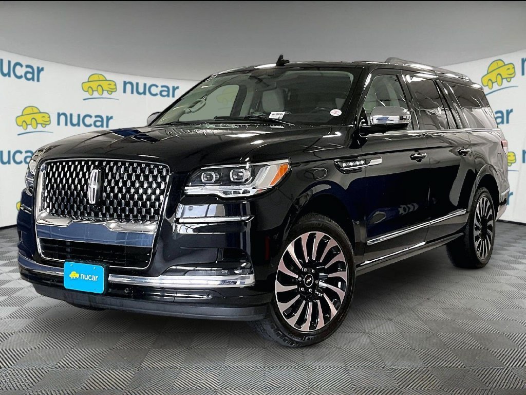 Used 2022 Lincoln Navigator L Black Label AWD/4WD image 3