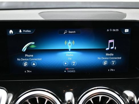 Used 2022 Mercedes-Benz GLB 250 w/ Premium Package Lite image 28