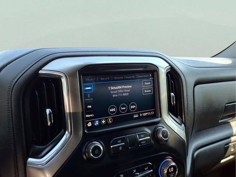 Used 2021 Chevrolet Silverado 1500 LT Trail Boss AWD/4WD image 9