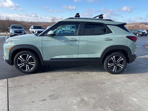 Certified 2025 Chevrolet TrailBlazer LT w/ Convenience Package image 4