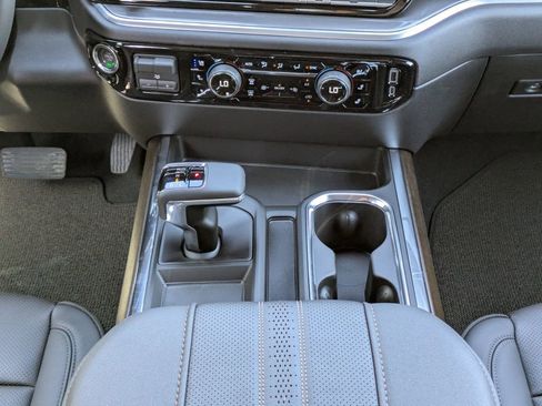 New 2026 Chevrolet Silverado 1500 High Country w/ Midnight Edition AWD/4WD image 20