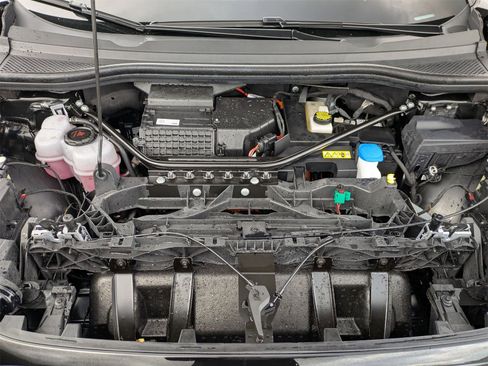 Used 2025 Audi Q4 e-tron Premium Plus w/ Premium Plus image 23