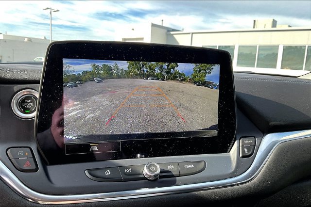 Used 2023 Chevrolet Blazer LT FWD image 21