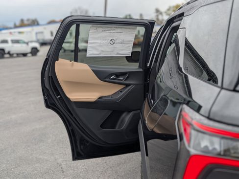 New 2026 Chevrolet Equinox ACTIV w/ Safety and Technology Package image 28