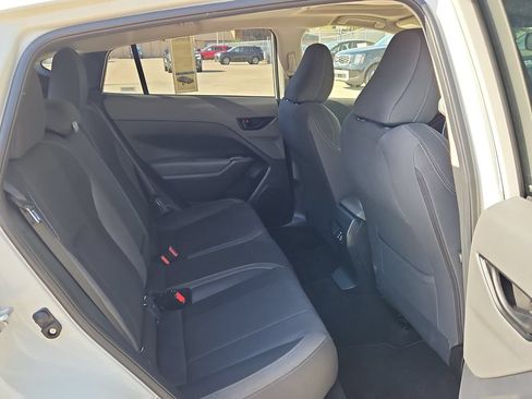 Used 2025 Subaru Crosstrek 2.5i Premium AWD/4WD image 30