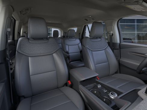 New 2026 Ford Explorer Active RWD image 10