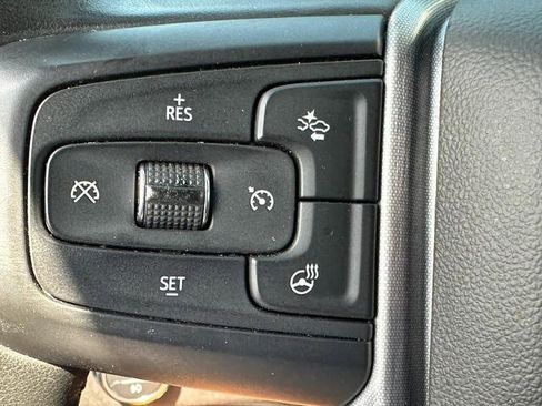 Used 2024 GMC Sierra 1500 SLT image 19