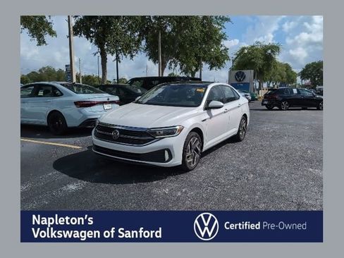 Used 2023 Volkswagen Jetta SEL FWD image 1