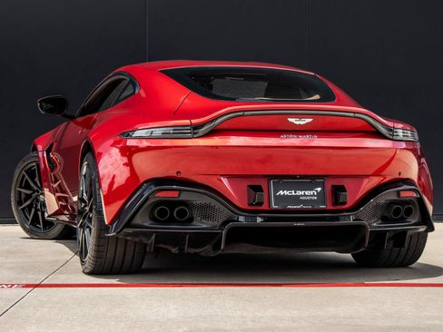 Used 2020 Aston Martin V8 Vantage Coupe RWD image 6