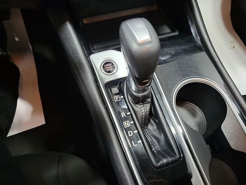 Used 2024 Nissan Altima 2.5 SV image 47