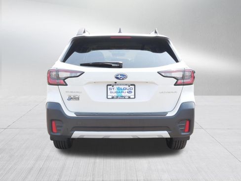 Used 2022 Subaru Outback Limited AWD/4WD image 6