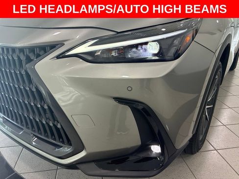 Used 2025 Lexus NX 250 FWD w/ Towing Package (2000 Lbs) image 9