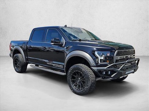 Used 2020 Ford F150 Raptor w/ Equipment Group 802A Luxury AWD/4WD image 3