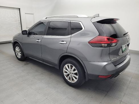 Used 2018 Nissan Rogue SV AWD/4WD image 3