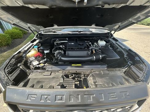 Certified 2022 Nissan Frontier PRO-4X w/ Technology Package image 14