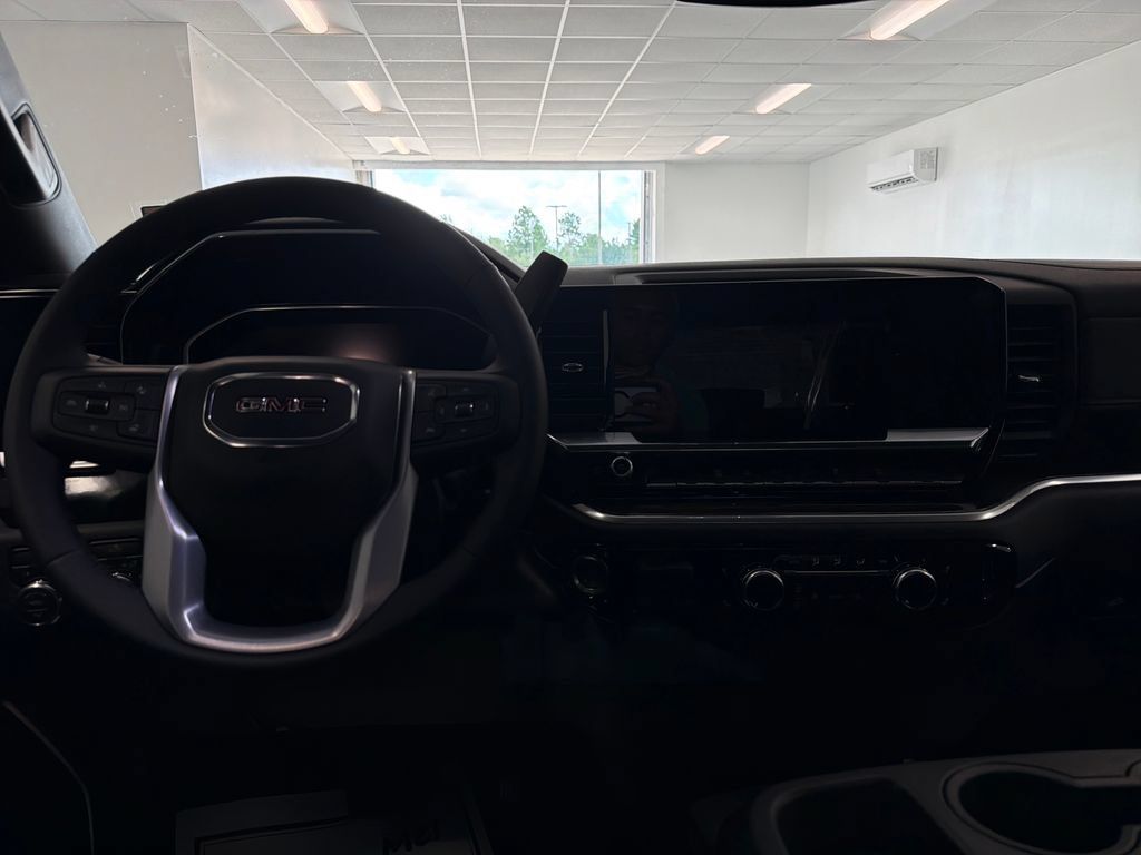 New 2026 GMC Sierra 3500 SLE w/ SLE Value Package AWD/4WD image 11