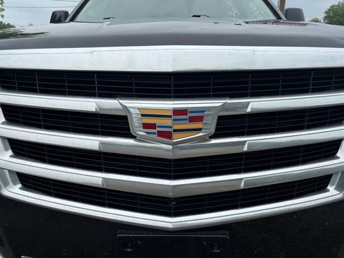 Used 2019 Cadillac Escalade ESV 2WD image 5