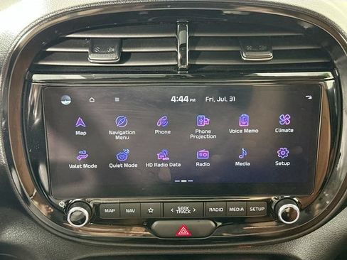 Used 2024 Kia Soul EX w/ Option Group 015 FWD image 13