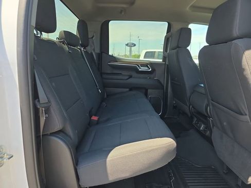 Used 2025 Chevrolet Silverado 1500 LT AWD/4WD image 14