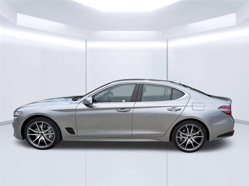 Used 2026 Genesis G70 2.5T RWD image 8