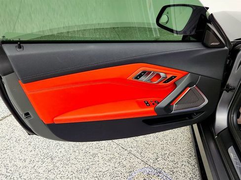 Used 2023 BMW Z4 M40i w/ Premium Package RWD image 10