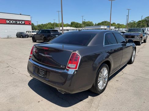 Used 2013 Chrysler 300 AWD w/ Driver Convenience Group image 3