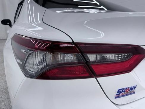 Used 2024 Toyota Camry LE FWD image 8