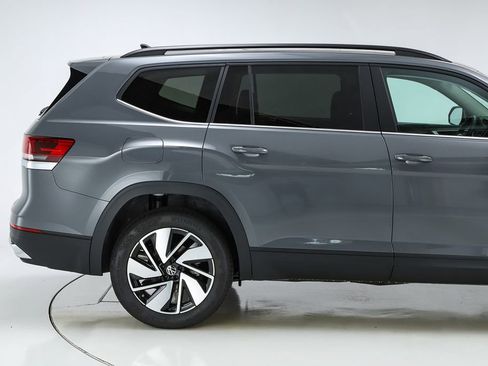 New 2026 Volkswagen Atlas SE FWD image 11