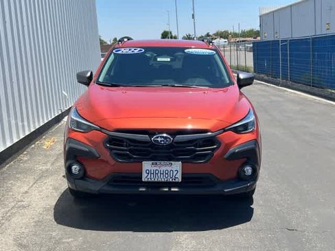Used 2024 Subaru Crosstrek 2.5i Limited w/ Crosstrek Mirror Package AWD/4WD image 2