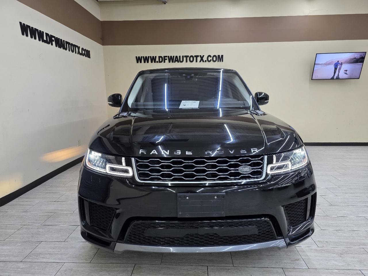 Used 2020 Land Rover Range Rover Sport HSE AWD/4WD image 3