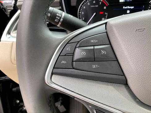 Used 2025 Cadillac XT5 Premium Luxury w/ LPO, Floor Liner Package FWD image 22