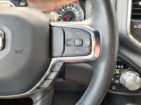 Used 2024 RAM 1500 Laramie image 25