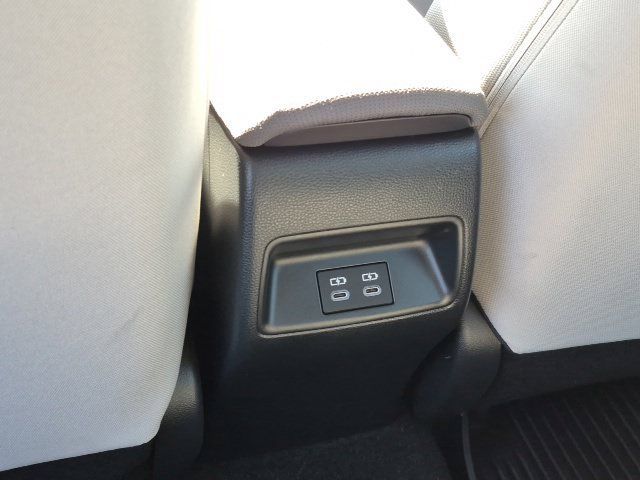 Used 2026 Toyota Corolla LE FWD image 16