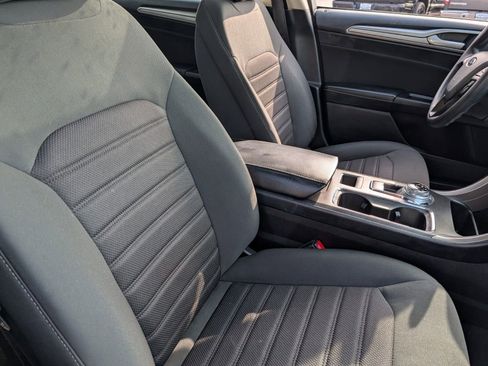 Used 2020 Ford Fusion SE AWD/4WD image 21
