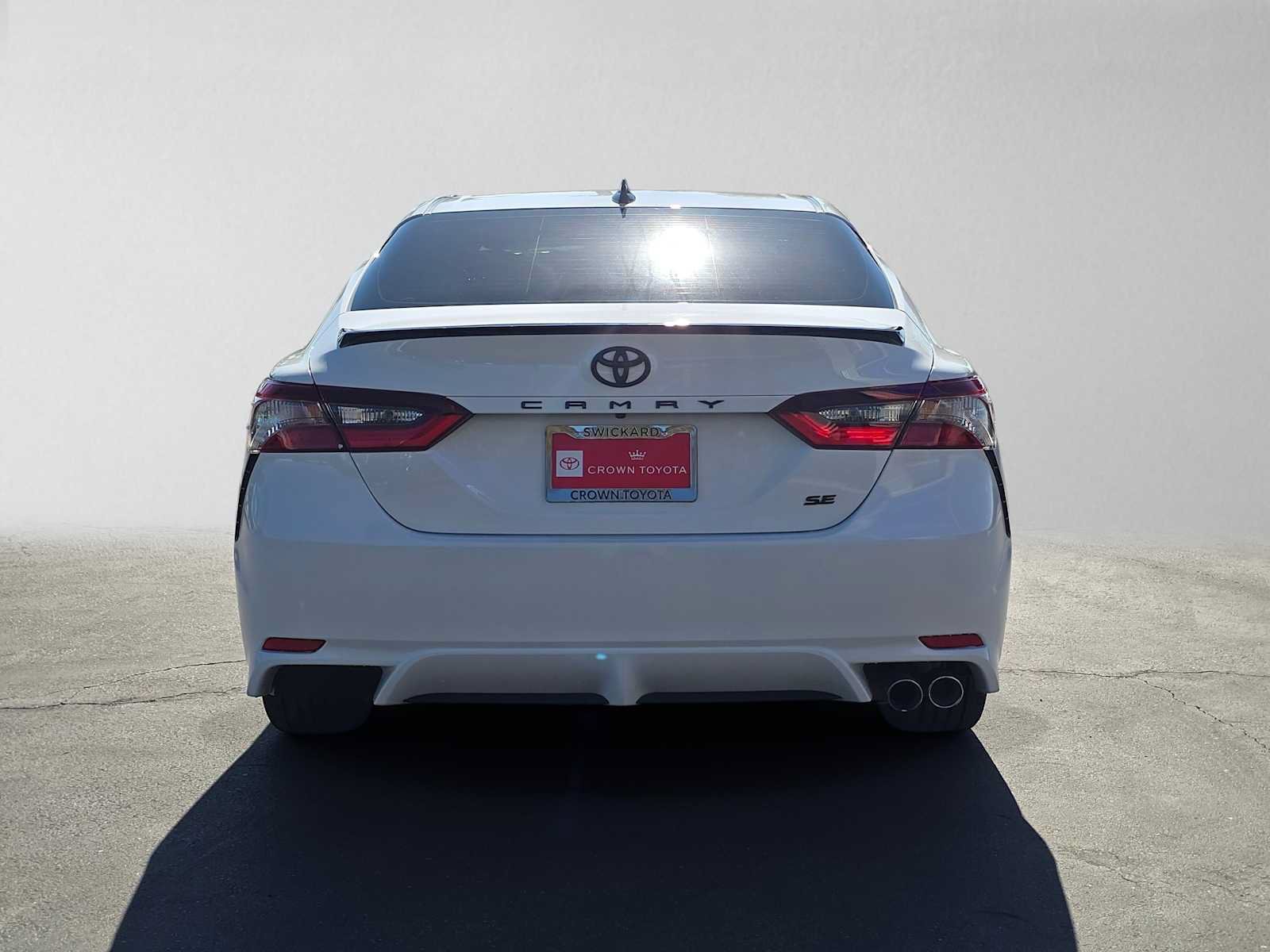 Certified 2022 Toyota Camry SE w/ Carpet Mat Package (TMS) FWD image 4