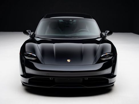 Used 2022 Porsche Taycan 4S image 6