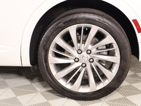 Used 2024 Buick Envision Avenir AWD/4WD image 21