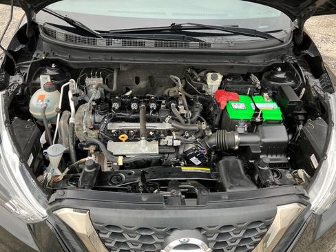 Used 2020 Nissan Kicks SR w/ SR Premium Package FWD image 24