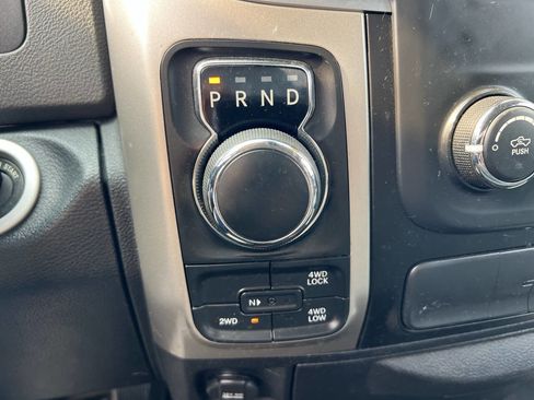 Used 2016 RAM 1500 Classic SLT image 26