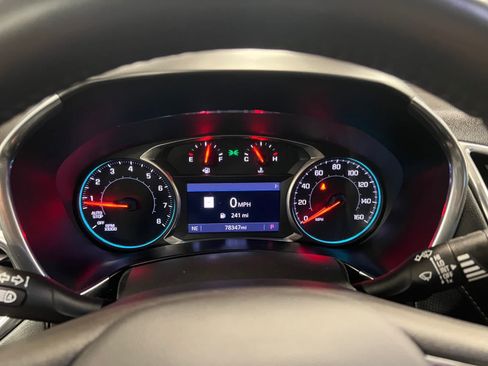 Used 2020 Chevrolet Equinox Premier AWD/4WD image 9