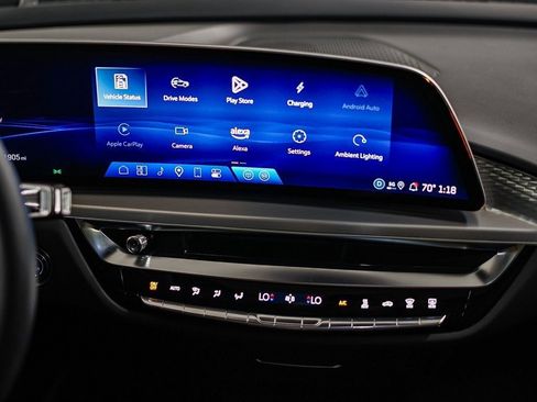 Used 2025 Cadillac Lyriq Sport image 14