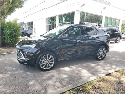 Certified 2024 Buick Encore GX Avenir w/ Avenir Convenience Package FWD image 2
