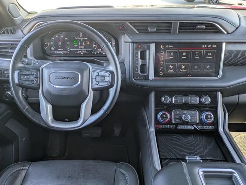 Used 2023 GMC Yukon Denali AWD/4WD image 35